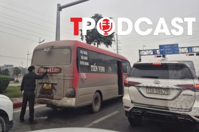 Biển số xe bị bùn đất che mờ, tài xế cần làm gì để tránh bị phạt?