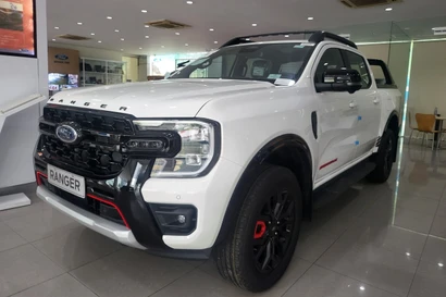 Ford Ranger bị mẫu xe mới ra mắt soán ngôi