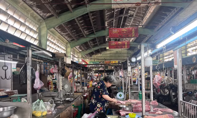 Thịt heo ‘đứng giá’ vẫn ế