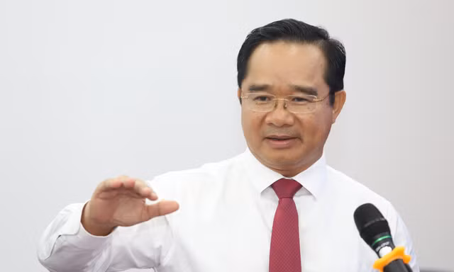 Chủ tịch UBND TPHCM gửi thư chúc Tết người dân