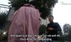 Cảnh các đối tượng 'quyền lực' ngang nhiên phân lô, cho thuê vỉa hè Hà Nội 