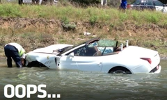 Ferrari California cũng phi xuống sông