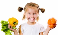 Giúp bé đẩy lùi nguy cơ bị béo phì