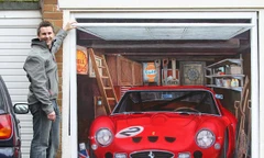 Chàng trai 'sở hữu' Ferrari với giá rẻ như bèo