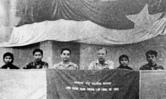 Bà Loan (thứ 2 từ phải qua) trong Đại hội Chiến sĩ Thi đua dũng sĩ Thanh niên xung phong lần 2.