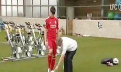 Torres bịt mắt, đá penalty