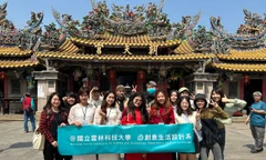 Nhiều học bổng 'khủng' và cơ hội du học miễn phí cho sinh viên xuất sắc tại TPHCM 