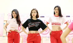 Top 3 Hoa hậu Việt Nam 2016 tập tiết mục đặc biệt tri ân khán giả 