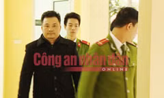 "Đại tá" Lê Xuân Giang trong trại tạm giam.