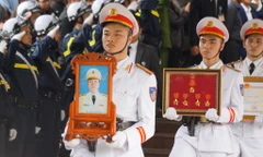 Tiễn biệt 3 liệt sĩ công an hy sinh ở Đồng Tâm