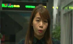 BTV Diệp Chi nói lời xin lỗi trên VTV3. Ảnh cắt từ clip.