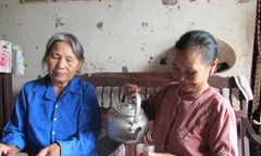 Đôi mắt buồn và mối tình thầm lặng