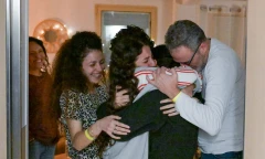 Hamas - Israel trao đổi tù nhân, tương lai Dải Gaza vẫn bất định