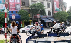 Đi cắt, rẽ tắt