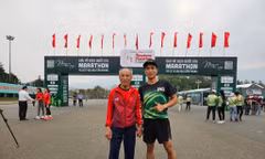Huyền thoại Bùi Lương và nhà vô địch 10kmphong trào Nguyễn Đình Tuấn