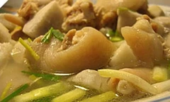 Món đuôi heo bổ thận tráng dương.
