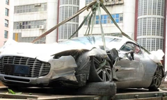 Siêu xe vừa đắt vừa hiếm lâm nạn tại Hồng Kông