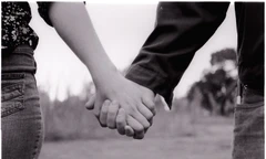 Hy sinh bản thân để giúp bạn gái cai nghiện ma túy