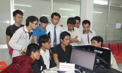 Nghề liên quan IT hút bạn trẻ