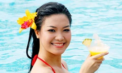 Thưởng 30 triệu đồng cho Hoa hậu Trần Thị Thùy Dung