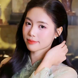 Á hậu Châu Anh: 'Tôi muốn học thạc sĩ'