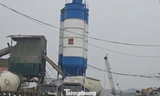 Quá hạn cam kết, chính quyền mới xử lý được 9/16 trạm trộn bê tông trái phép dọc sông Hồng