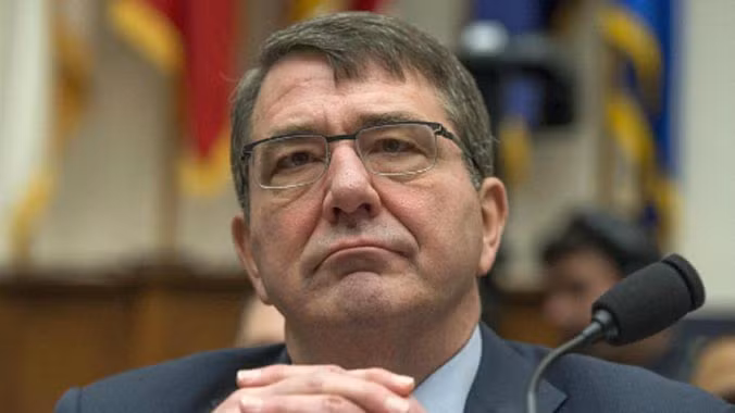 Bộ trưởng Quốc phòng Mỹ Ashton Carter. Ảnh: AP.
