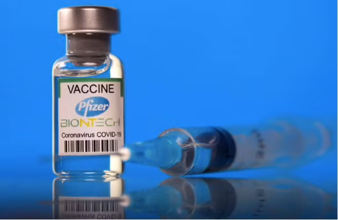 Những người từng nhiễm SARS nay được tiêm vắc-xin COVID-19 của Pfizer có lượng kháng thể cao với COVID-19 cũng như phổ rộng các kháng thể chống lại 10 loại virus gây ra những bệnh về đường hô hấp khác. 