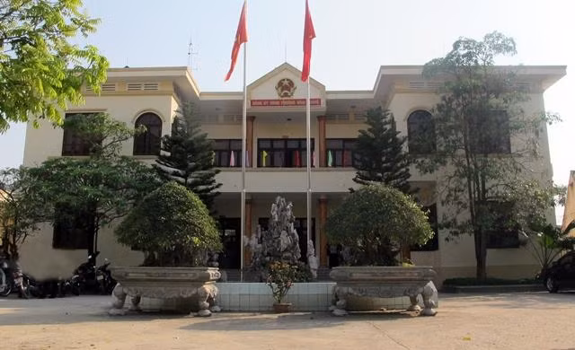 Trụ sở UBND phường Khai Quang