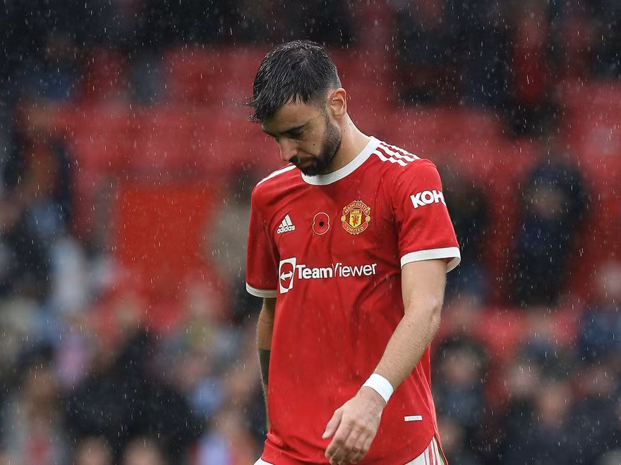 Báo chí Anh: Bruno Fernandes chán nản, nghi ngờ tài năng HLV Solskjaer