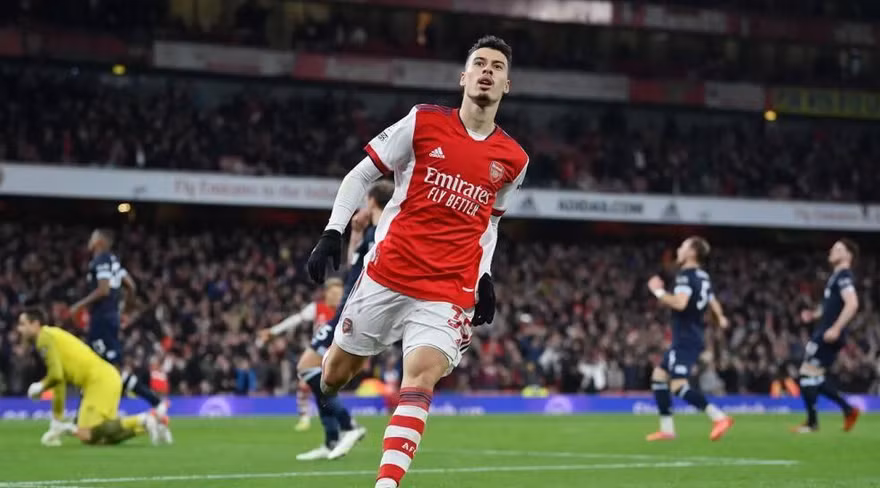 Nhẹ nhàng thắng derby, Arsenal vươn lên tốp 4