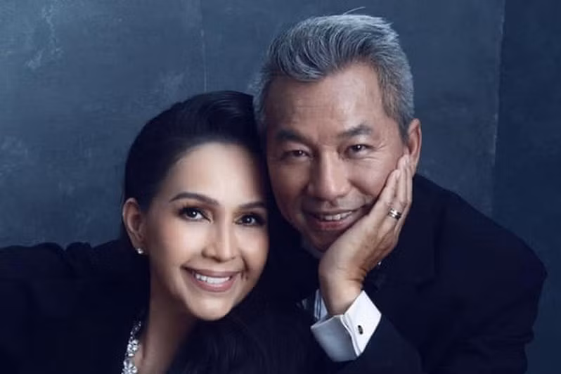 Showbiz 18/9: Diễm My được chồng đại gia tặng nhẫn kim cương 5 tỷ