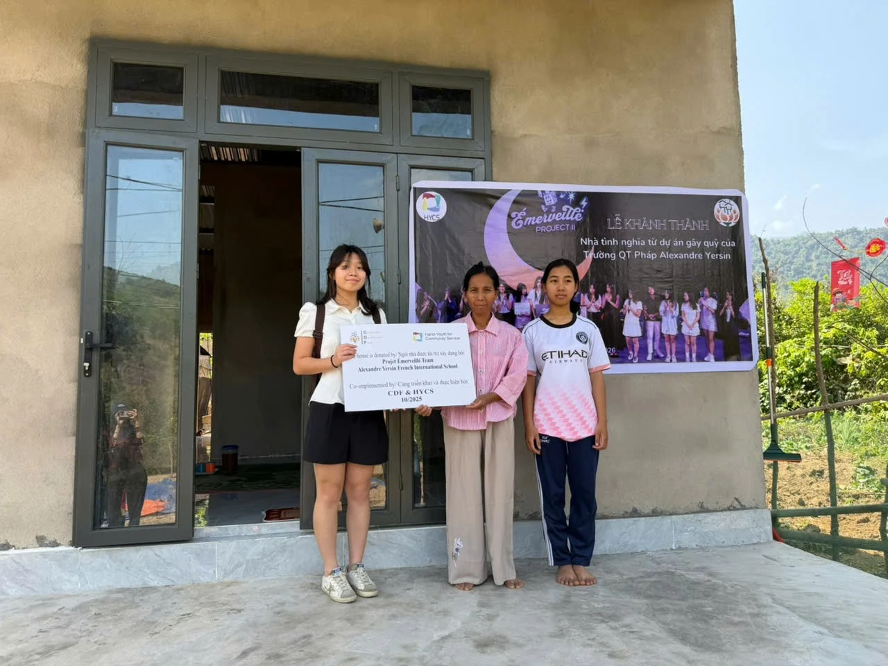 Học Sinh LFAY Gây Quỹ Gần 200 Triệu Đồng, Xây Nhà Cho Người Nghèo Quảng Trị