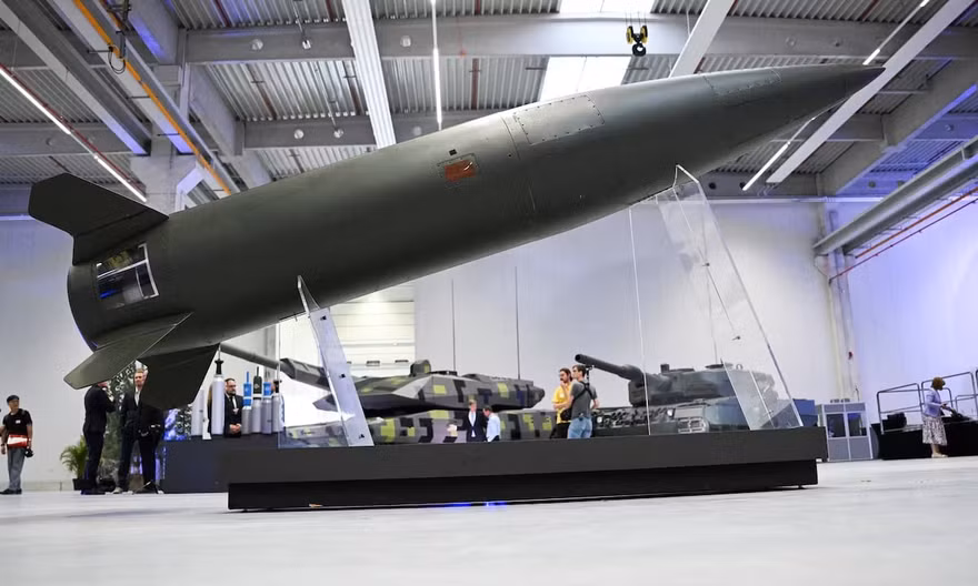 Reuters: Mỹ gần cạn kho tên lửa chính xác tầm xa sau 5 tháng chiến sự với Iran