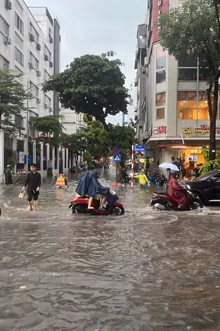 Vì sao dự án chống ngập ở Hà Nội vừa hoàn thành vẫn ngập cục bộ?