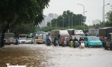 Cấp bách giải bài toán ‘cứ mưa là thành phố ngập sâu, tê liệt’