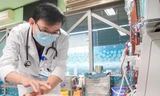 Tự ý bỏ thuốc để dùng đông y: Bé trai 13 tuổi nguy kịch vì suy thận nặng
