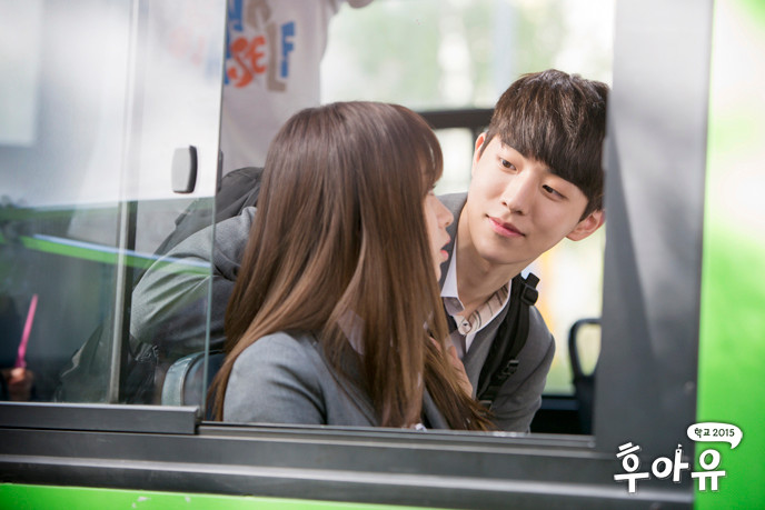 Làm thế nào để biết cậu ấy thật sự thích mình hay chỉ đang "thả thính"? ảnh 3