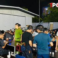 HÌNH SỰ: Bất ngờ sau khi xét nghiệm nhanh ma tuý tại lán trại công nhân ở Quảng Ninh