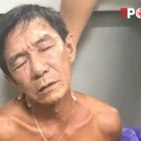 HÌNH SỰ: Bị bạn dùng dao đâm trọng thương vì đang nhậu đòi về