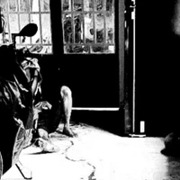 HÌNH SỰ: Đột nhập vào nhà vợ cũ đâm trọng thương tình địch rồi tự tử