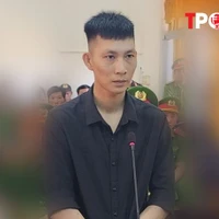 HÌNH SỰ: Án tử cho gã sát nhân đòi nối lại tình cảm bằng... dao