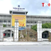 NÓNG 27/5: Xôn xao thông tin thầy giáo sàm sỡ nữ sinh viên tại trường đại học