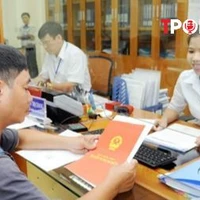 Không được yêu cầu người dân chỉnh lý giấy tờ đất đai sau sáp nhập