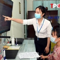 Người dân Hà Nội không phải xếp hàng xin giấy phép xây dựng