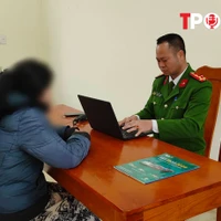 NÓNG 12/2: Dừng xe ăn sáng, bất ngờ trở thành nghi phạm 'bắt cóc trẻ em'