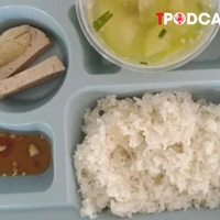 ĐIỂM TIN 15/9: Khay cơm giáo viên mầm non chỉ có 2 miếng chả: Hiệu trưởng lên tiếng