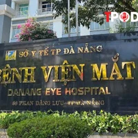 NÓNG 9/4: Bị phản ánh trừng mắt với bệnh nhân, bệnh viện nói do nhân viên bị chứng lồi mắt