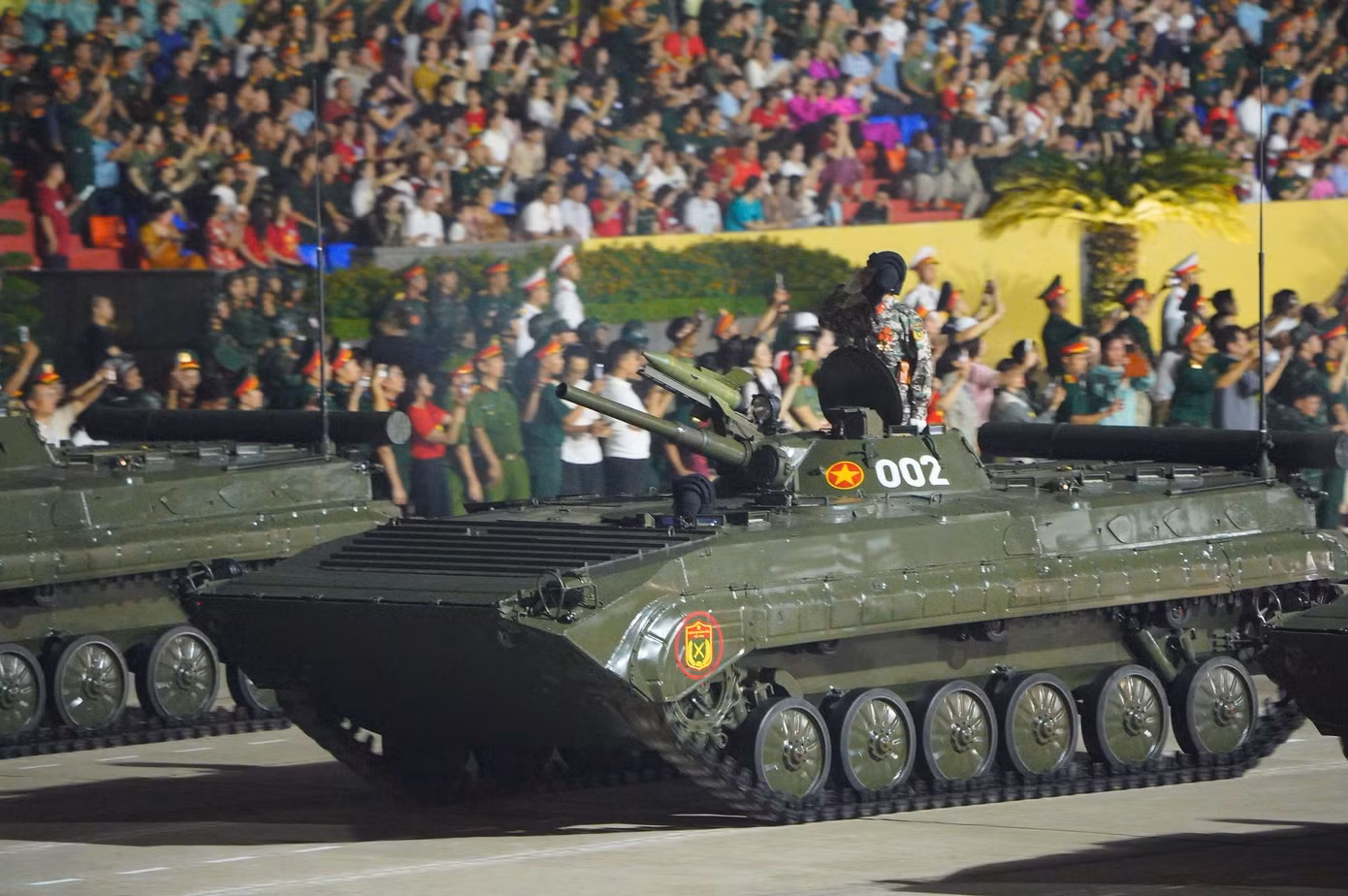 b-9.jpg