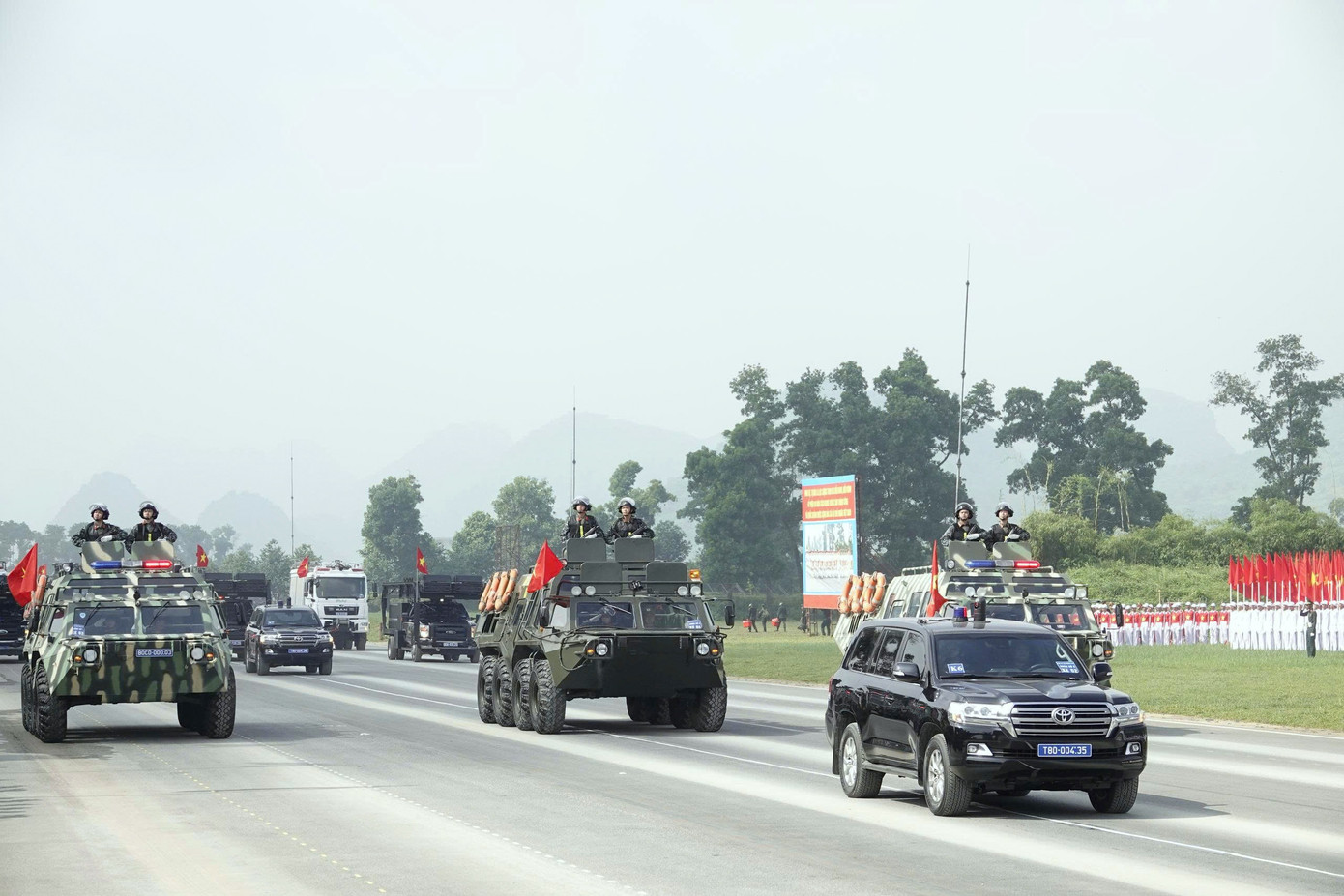 a80-83.jpg